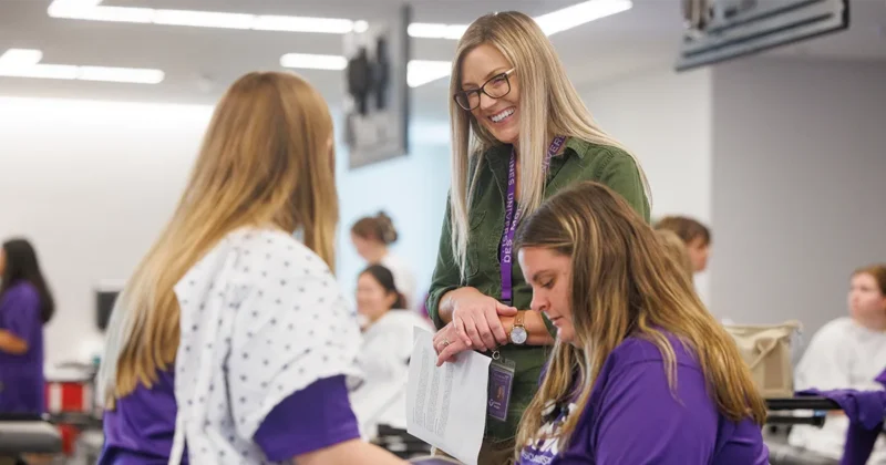 DMU-PA-faculty-classroom-1115social